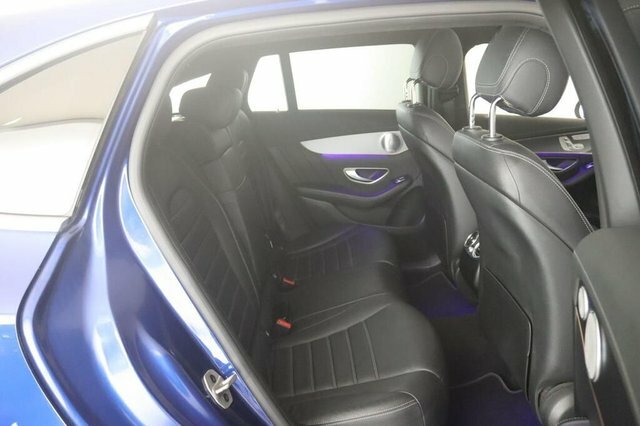 Mercedes-Benz EQC 400 300Kw Amg Line Premium Plus 80Kwh White #7