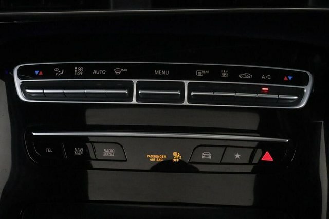 Mercedes-Benz EQC 400 300Kw Amg Line Premium Plus 80Kwh White #10