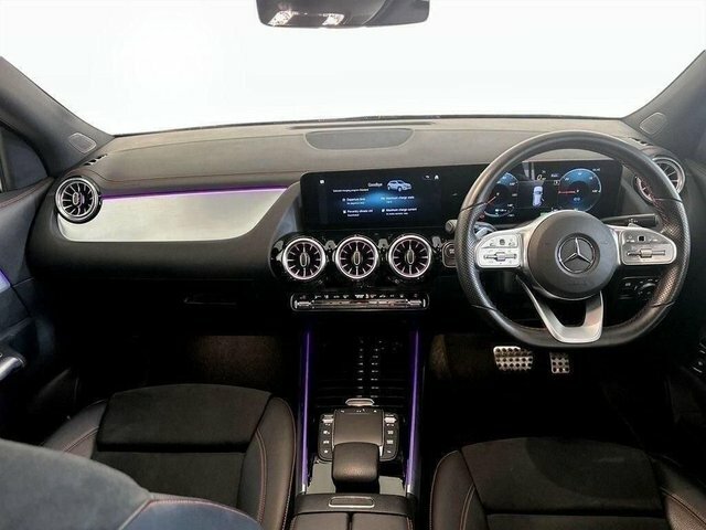 Mercedes-Benz EQA 250 66.5Kwh Amg Line Black #4