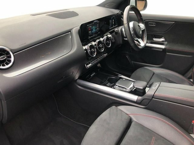 Mercedes-Benz GLA Class 1.3 Gla180 Amg Line Suv 7G-dct Euro 6 Black #17