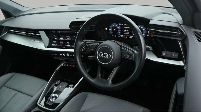 Audi A3 Tfsie 40 Sport Sportback Black #6