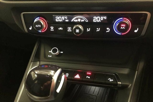 Audi Q3 Tdi 40 Black Edition Black #3
