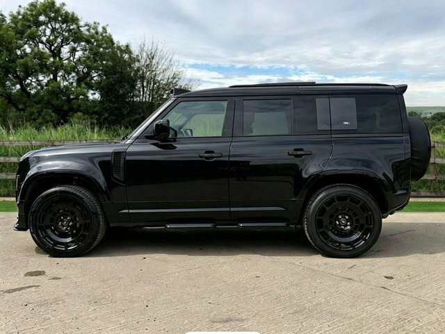 Land Rover Defender 110 D250 Mhev X-dynamic Hse Black #4