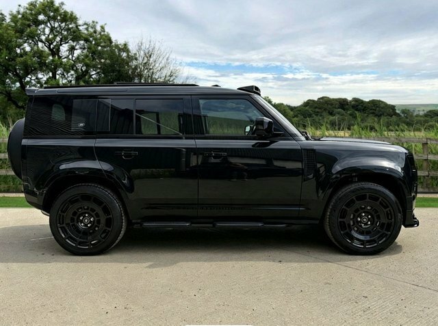 Land Rover Defender 110 D250 Mhev X-dynamic Hse Black #5