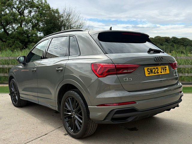 Audi Q3 Tfsie 45 S Line Black #3