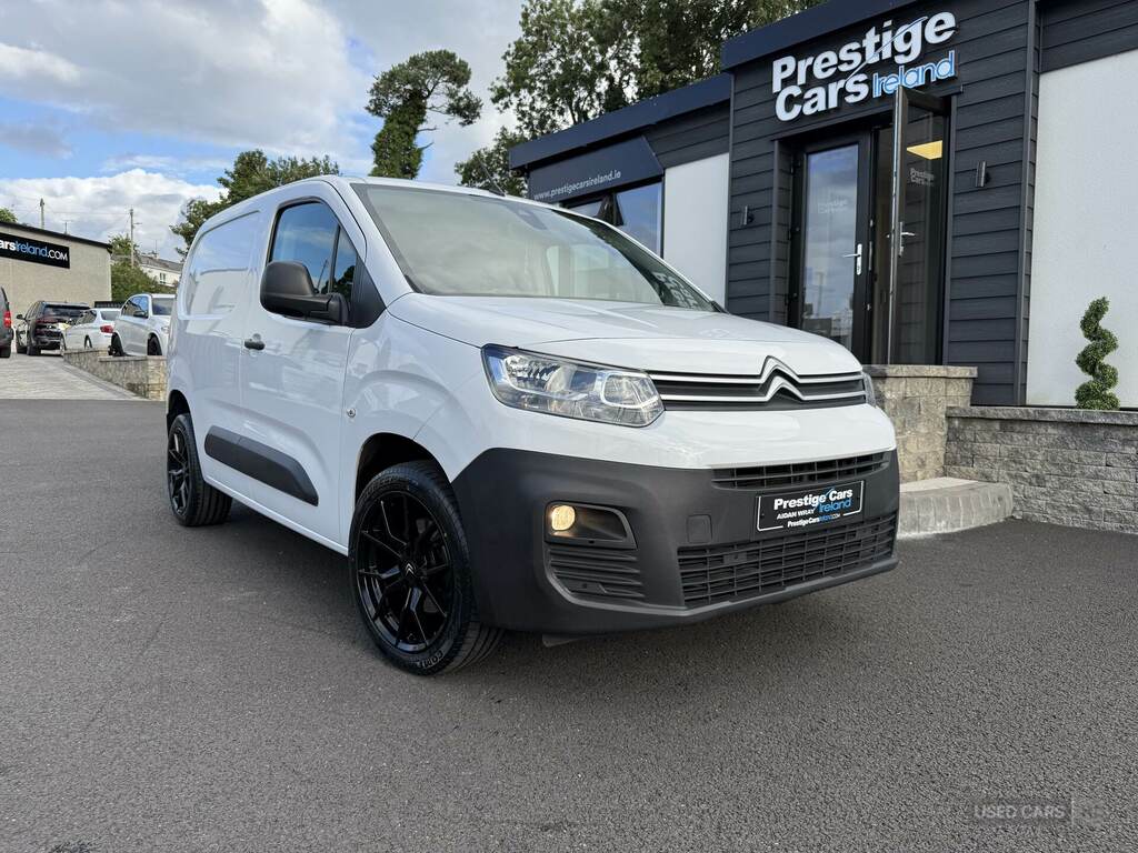 Citroen Berlingo 1.5 Bluehdi 1000Kg Enterprise Ed 130Ps Eat8 S S White #3