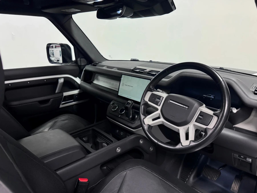 Land Rover Defender 90 3.0 D250 X-dynamic Hse 90  #30