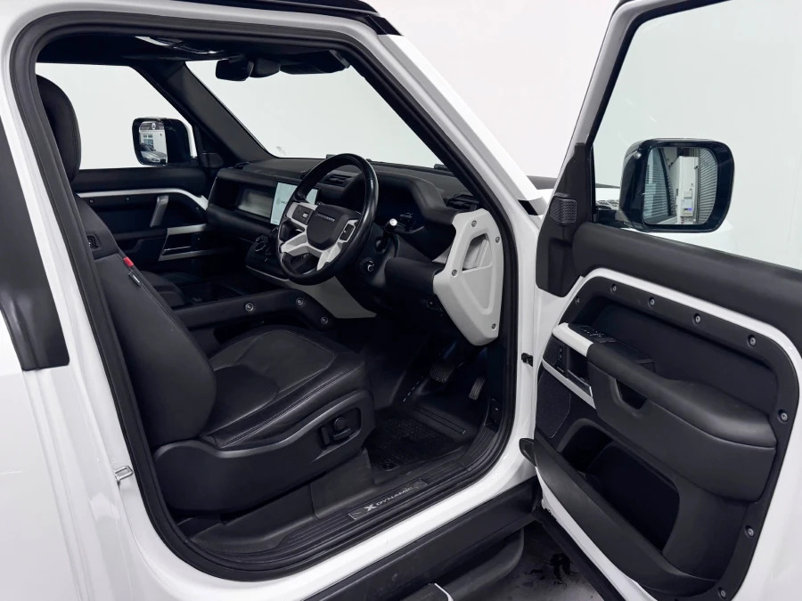 Land Rover Defender 90 3.0 D250 X-dynamic Hse 90  #15
