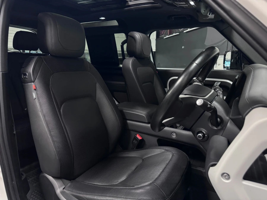Land Rover Defender 90 3.0 D250 X-dynamic Hse 90  #26