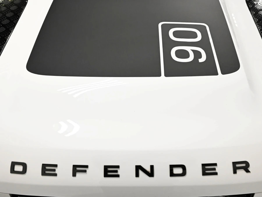 Land Rover Defender 90 3.0 D250 X-dynamic Hse 90  #9