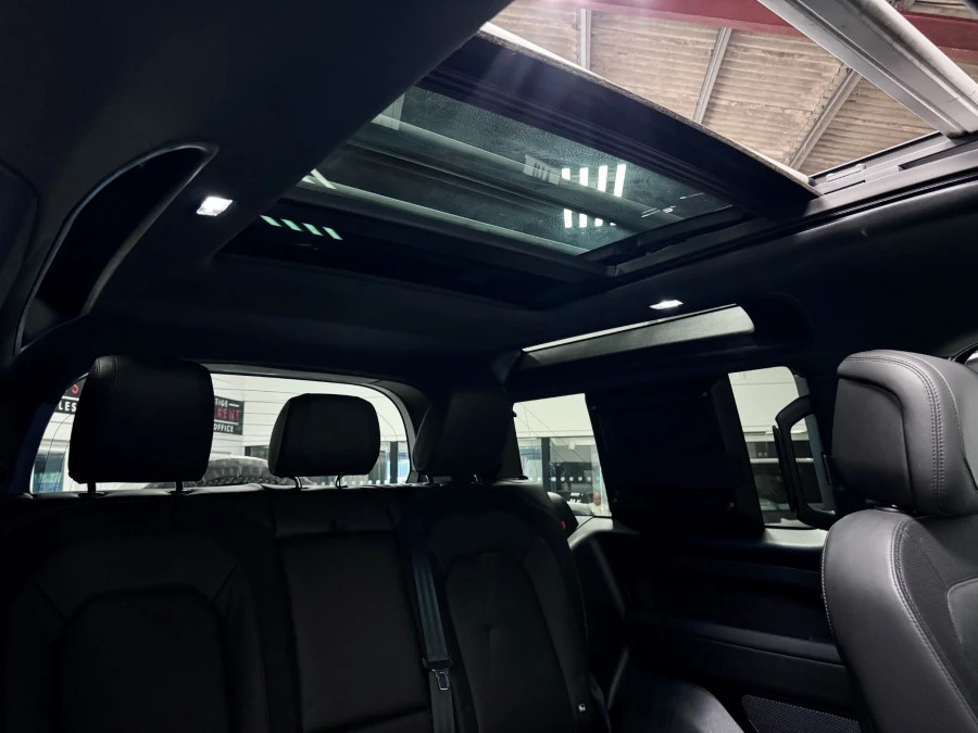 Land Rover Defender 90 3.0 D250 X-dynamic Hse 90  #28