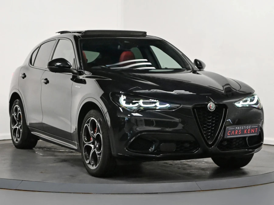 Alfa Romeo Stelvio 2.0 Turbo 280Hp Awd Veloce Black