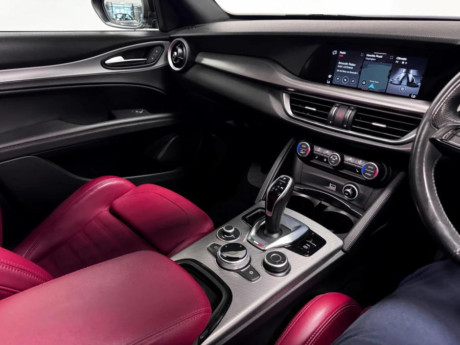 Alfa Romeo Stelvio 2.0 Turbo 280 Veloce Awd Grey #28