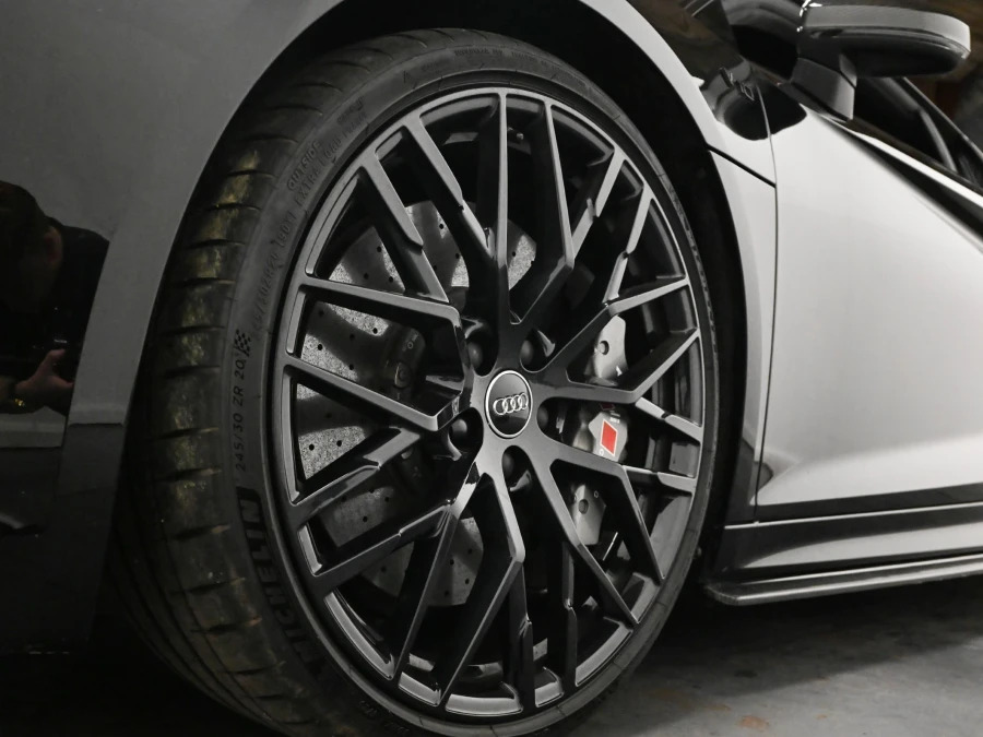 Audi R8 5.2 Fsi V10 Plus Coupe S Tronic Quattro Black #6