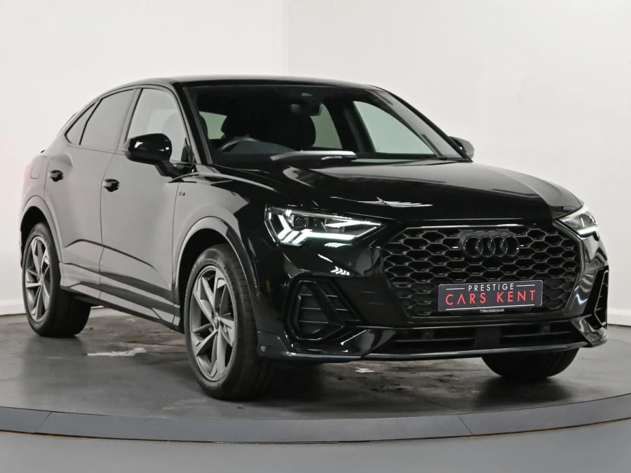 Audi Q3 1.5 Tfsi Cod 35 Black Edition Sportback Black