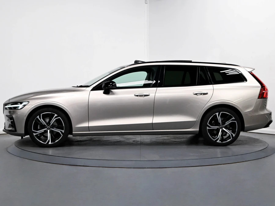 Volvo V60 Ultimate Dark B4 197 Hp Gold #4