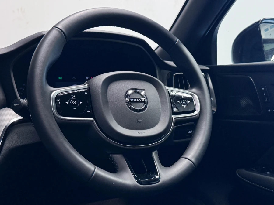 Volvo V60 T6 Recharge 18.8Kwh Plus Black #11