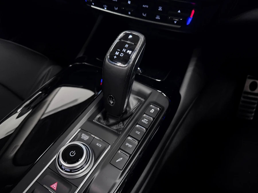 Maserati Levante V6 Gransport #34