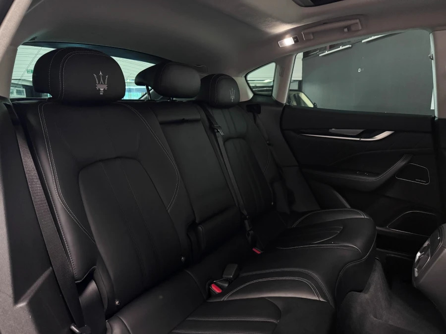 Maserati Levante V6 Gransport #23