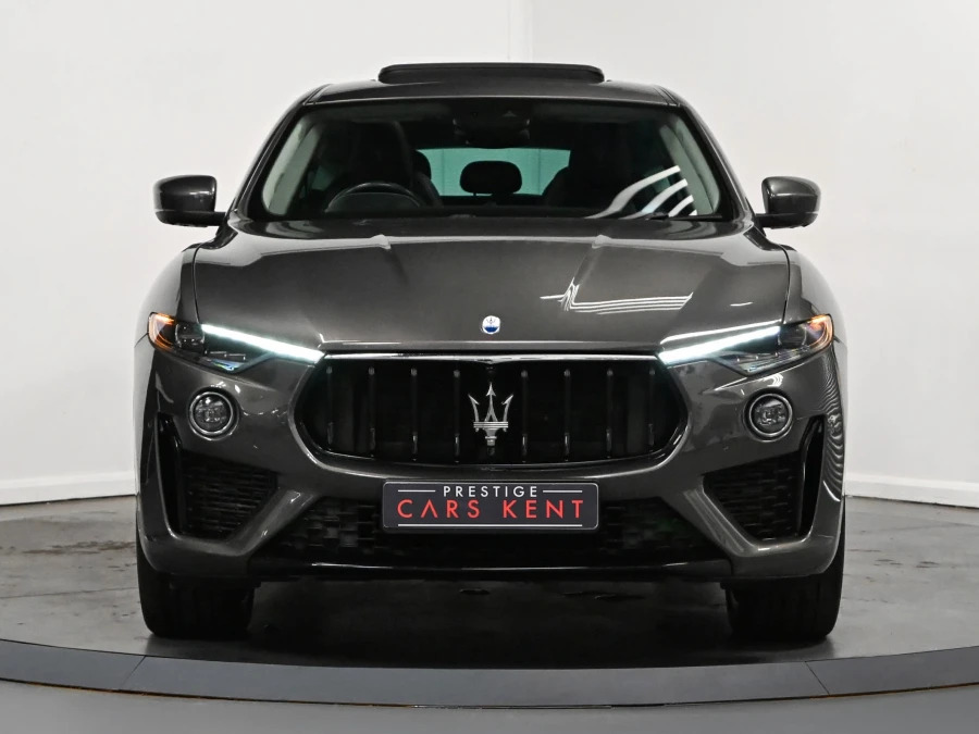 Maserati Levante V6 Gransport #18