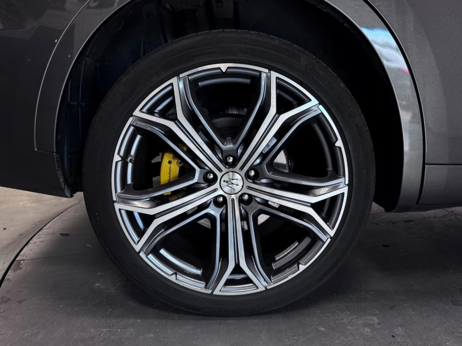 Maserati Levante V6 Gransport #64