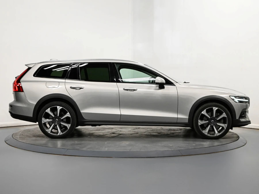 Volvo V60 Cross Country Plus B5 Awd 250 Hp Silver #6