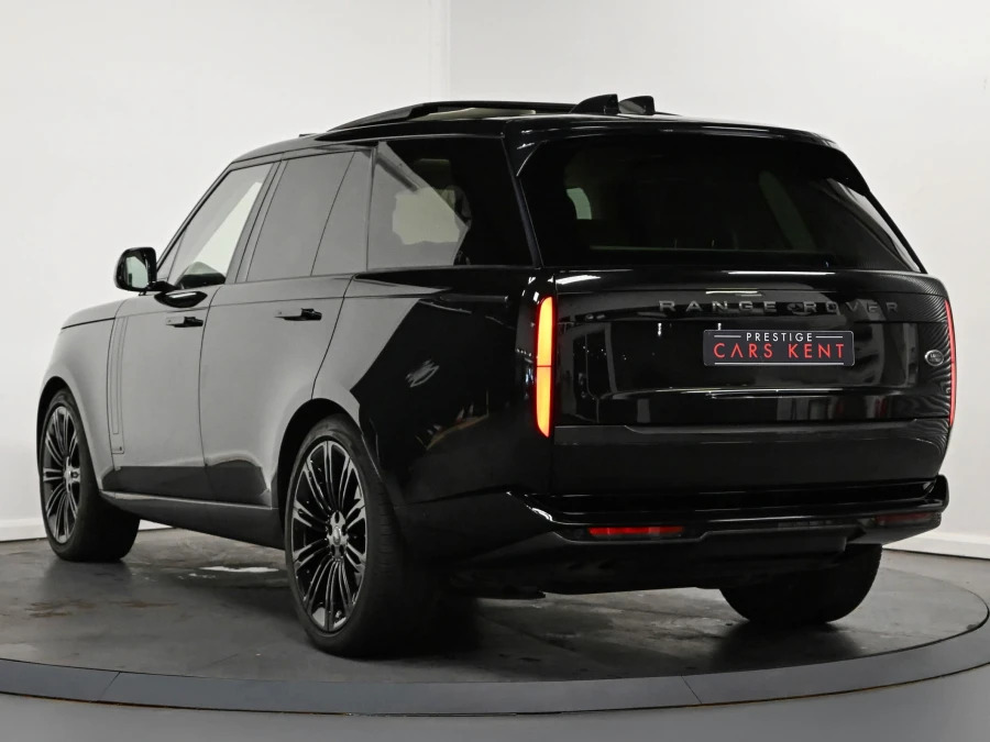 Land Rover Range Rover 4.4 P530 V8 Suv 4Wd Black #3