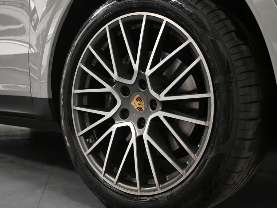 Porsche Cayenne 3.0 V6 E-hybrid 17.9Kwh Platinum Edition Suv P Grey #6