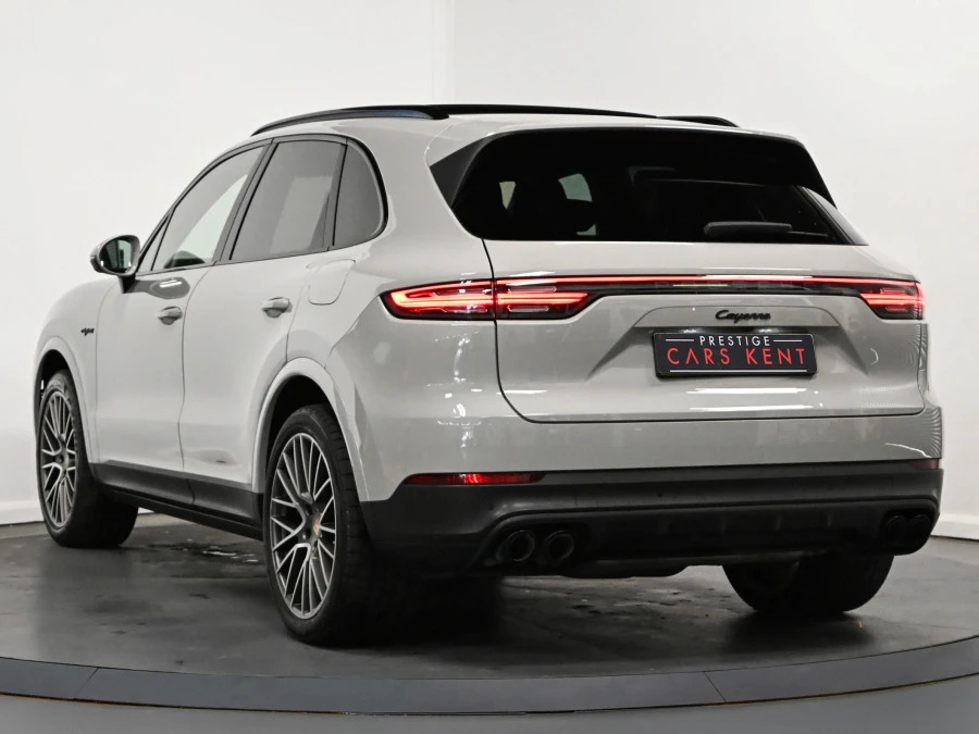 Porsche Cayenne 3.0 V6 E-hybrid 17.9Kwh Platinum Edition Suv P Grey #3