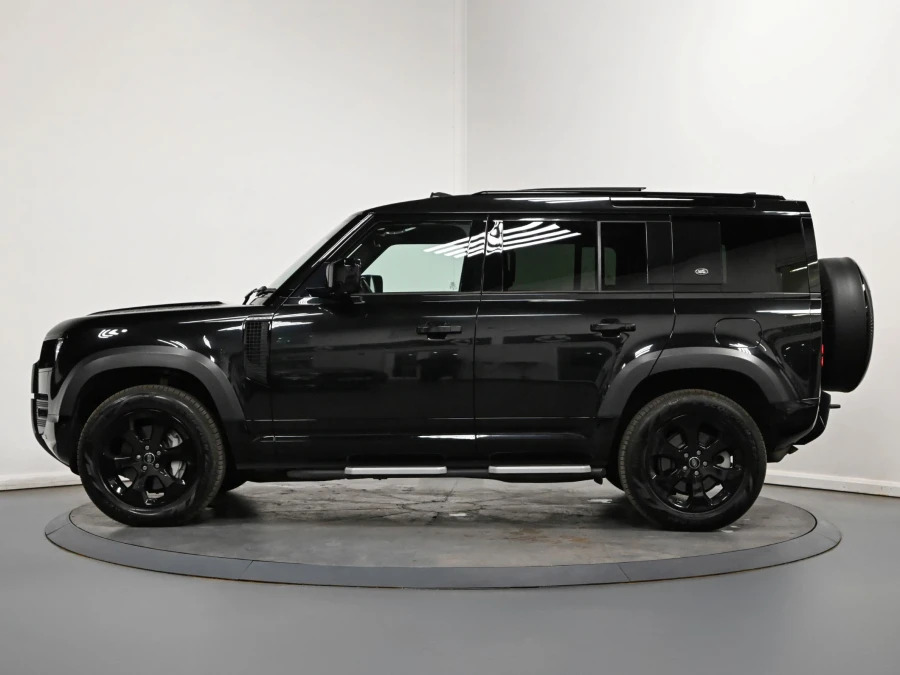 Land Rover Defender 110 2.0 P400e 15.4Kwh X-dynamic S Suv Plug- Black #4