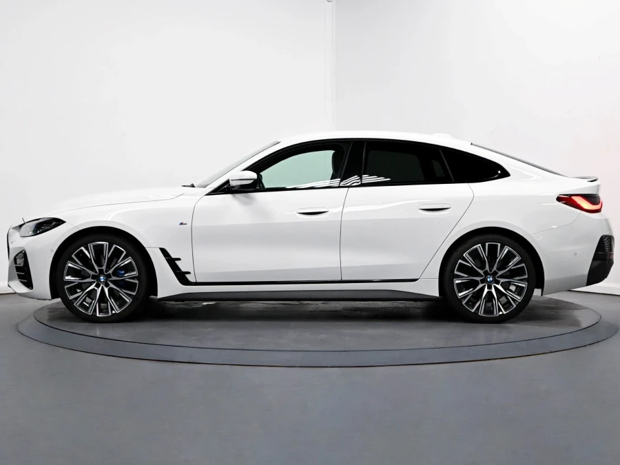 BMW 4 Series Gran Coupe 430I M Sport Gran Coupe White #4