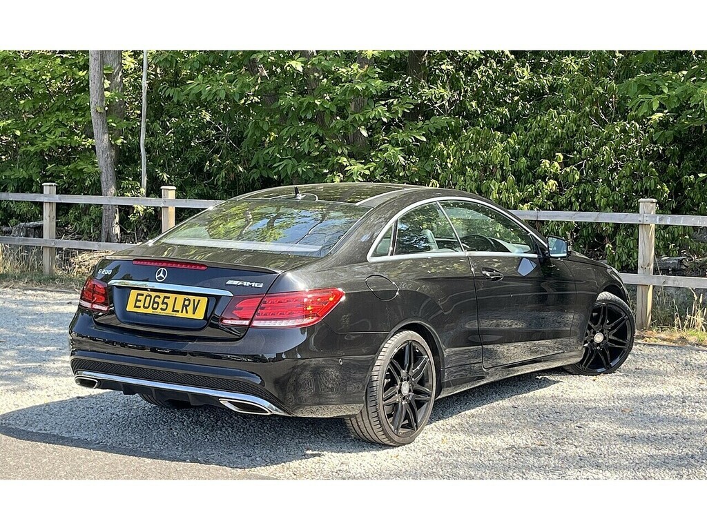 Mercedes-Benz E Class E200 Amg Line Black #4