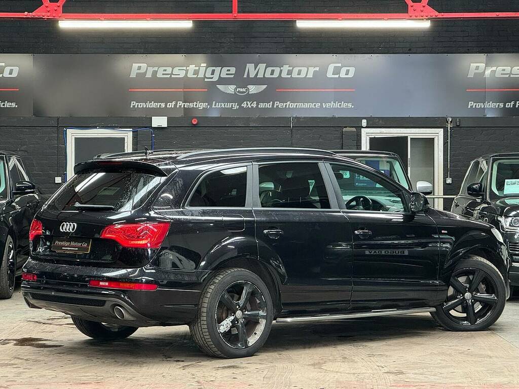 Audi Q7 Tdi V6 S Line Black #4