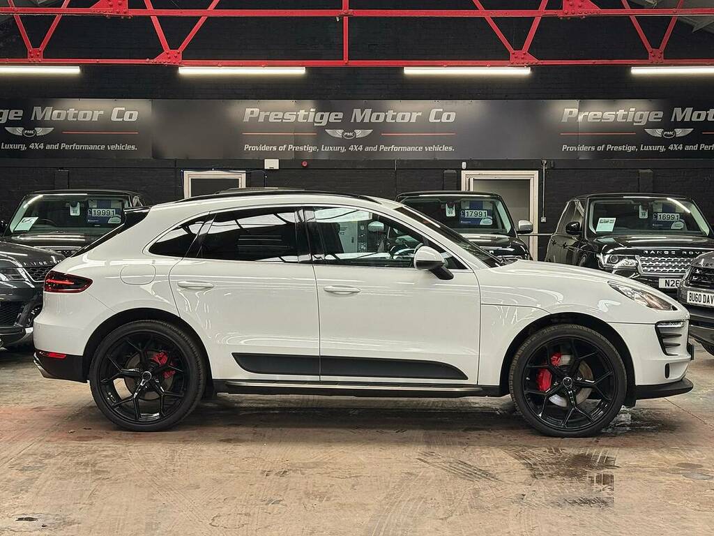 Porsche Macan Td V6 S FE67KFJ White #3