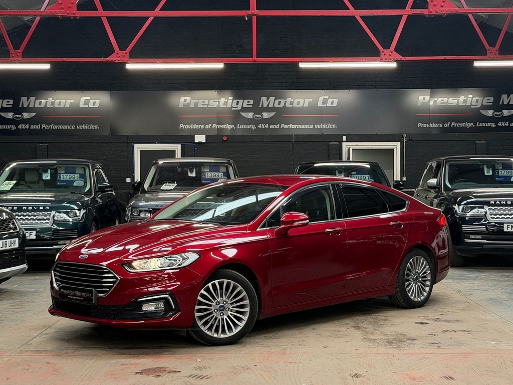 Ford Mondeo Ecoblue Titanium Edition Red