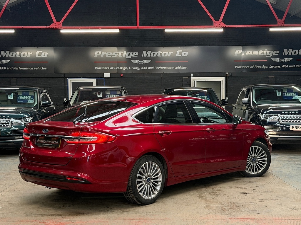 Ford Mondeo Ecoblue Titanium Edition Red #4