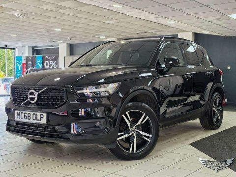Volvo XC40 1.5 T3 R-design Black