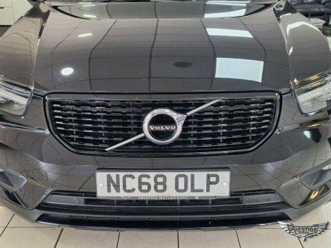 Volvo XC40 D3 148 Bhp R-design - Rear Park Assist Red #13