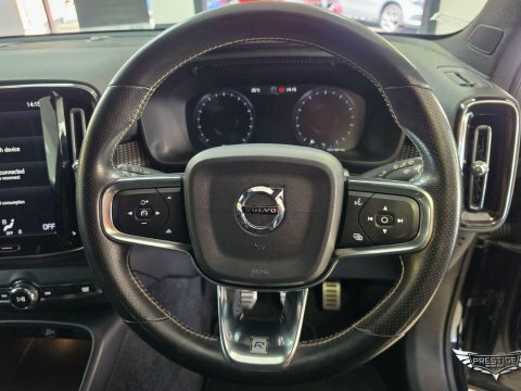 Volvo XC40 D3 148 Bhp R-design - Rear Park Assist Red #50