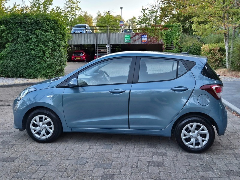 Hyundai I10 1.0 Se Hatchback Blue #2