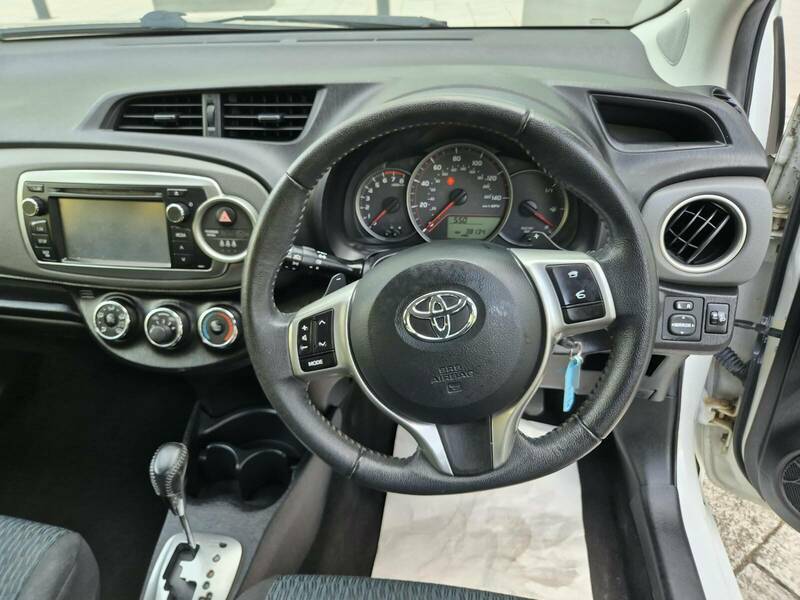 Toyota Yaris Hatchback 1.33 Dual Vvt-i Tr Euro 5 201212 Blue #16