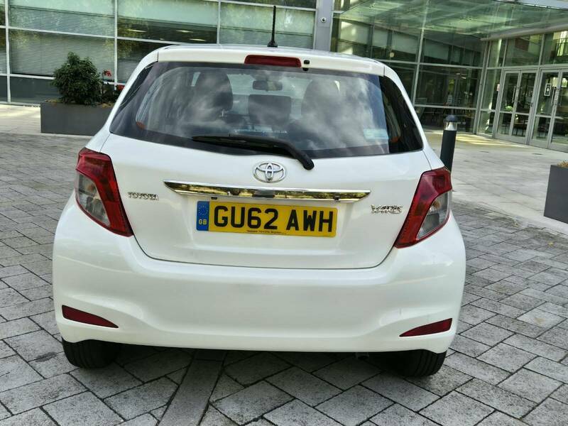 Toyota Yaris 1.33 Dual Vvt-i Tr White #4