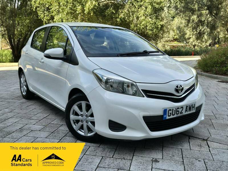 Toyota Yaris 1.33 Dual Vvt-i Tr White
