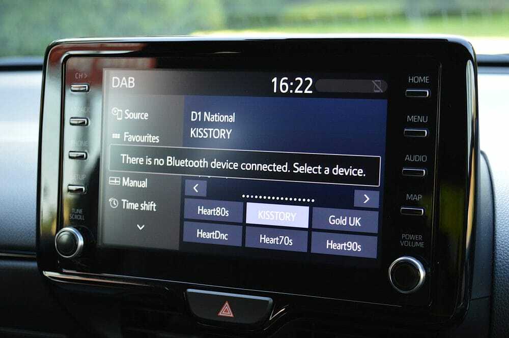 Toyota Yaris 1.6 Awd Circuit Pack White #15