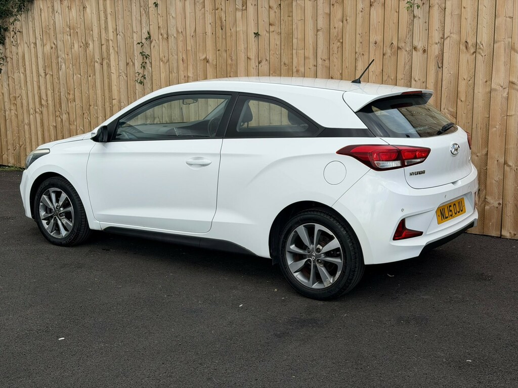 Hyundai I20 1.2 Se White #2