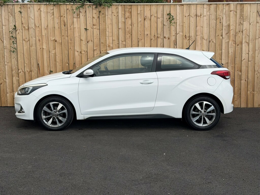 Hyundai I20 1.2 Se White #3