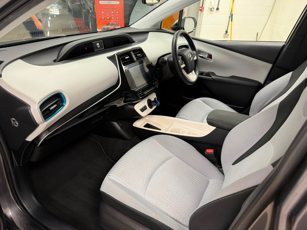 Toyota Prius+ 1.8 Vvti Plug-in Business Edition Plus Cvt Grey #6