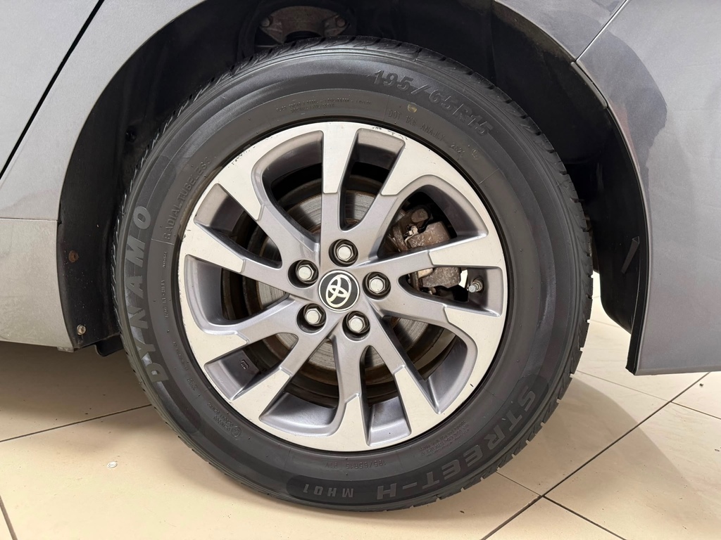 Toyota Prius+ 1.8 Vvti Excel Tss Cvt Silver #13