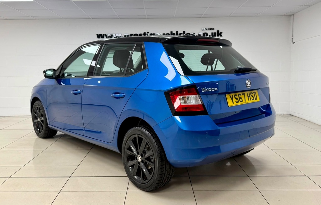 Skoda Fabia 1.0 Tsi Colour Edition Blue #3