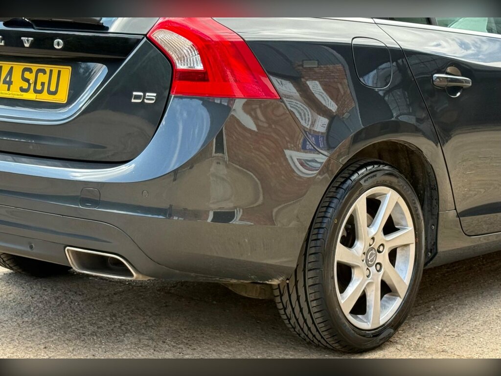 Volvo V60 2.4 D5 Se Lux Nav 212 Bhp Black #27